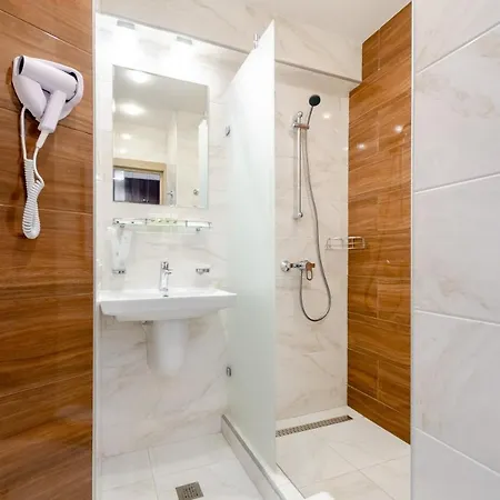 Tourist Complex 3* Київ